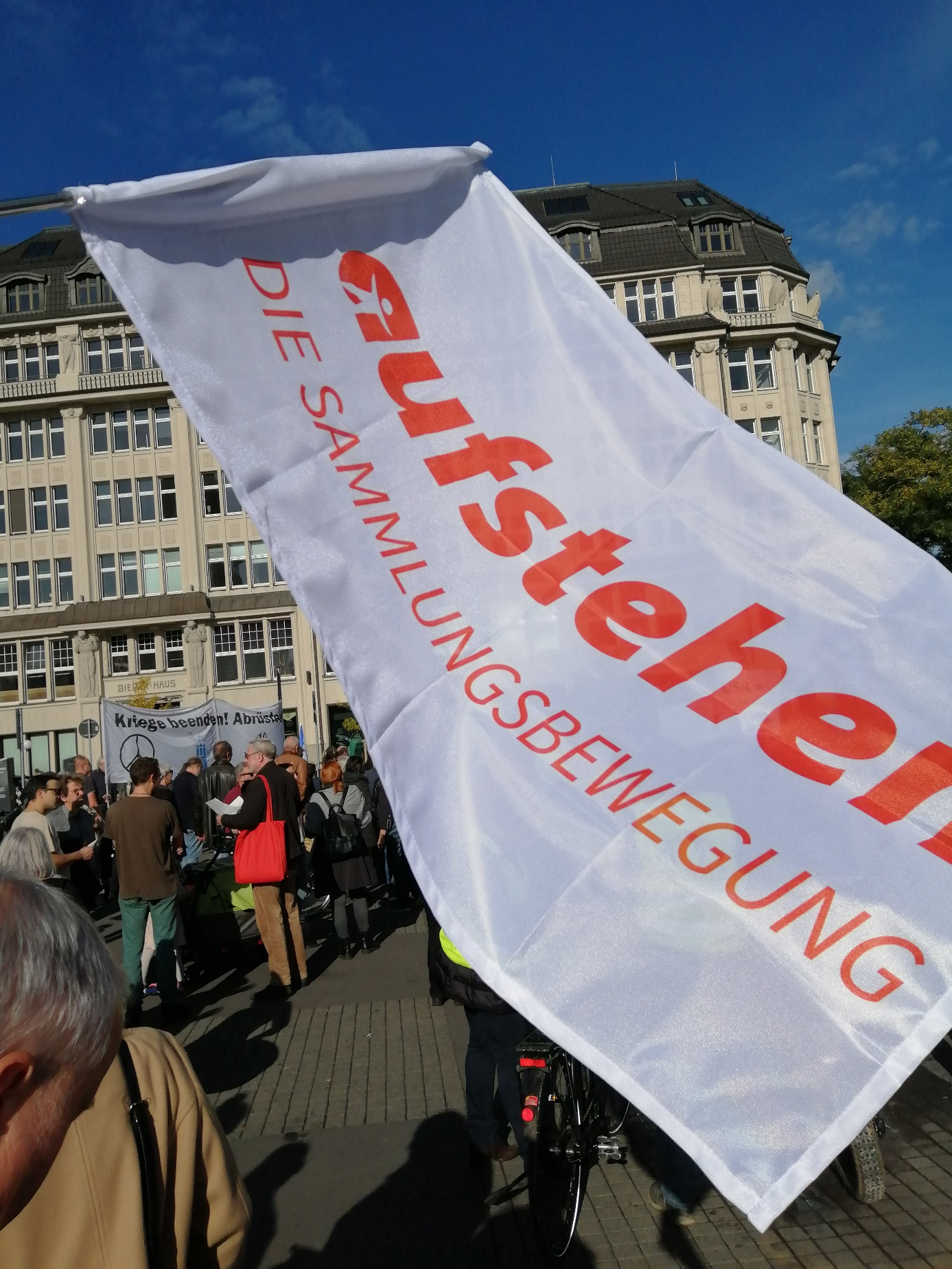 https://machmit.aufstehen.de/mitmachen/images/AktionHH05112022_02.png