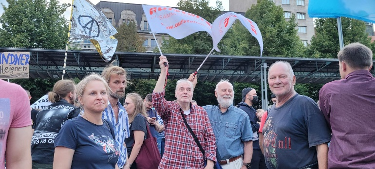 https://machmit.aufstehen.de/mitmachen/images/AktionLeipzig0922_2.png