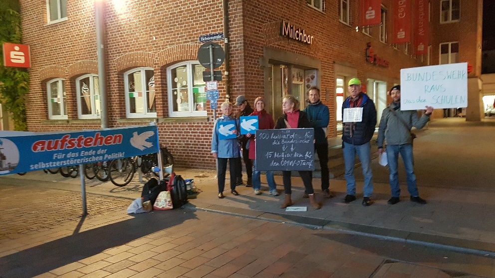 https://machmit.aufstehen.de/mitmachen/images/Bild20221120AktSchwerin01.png