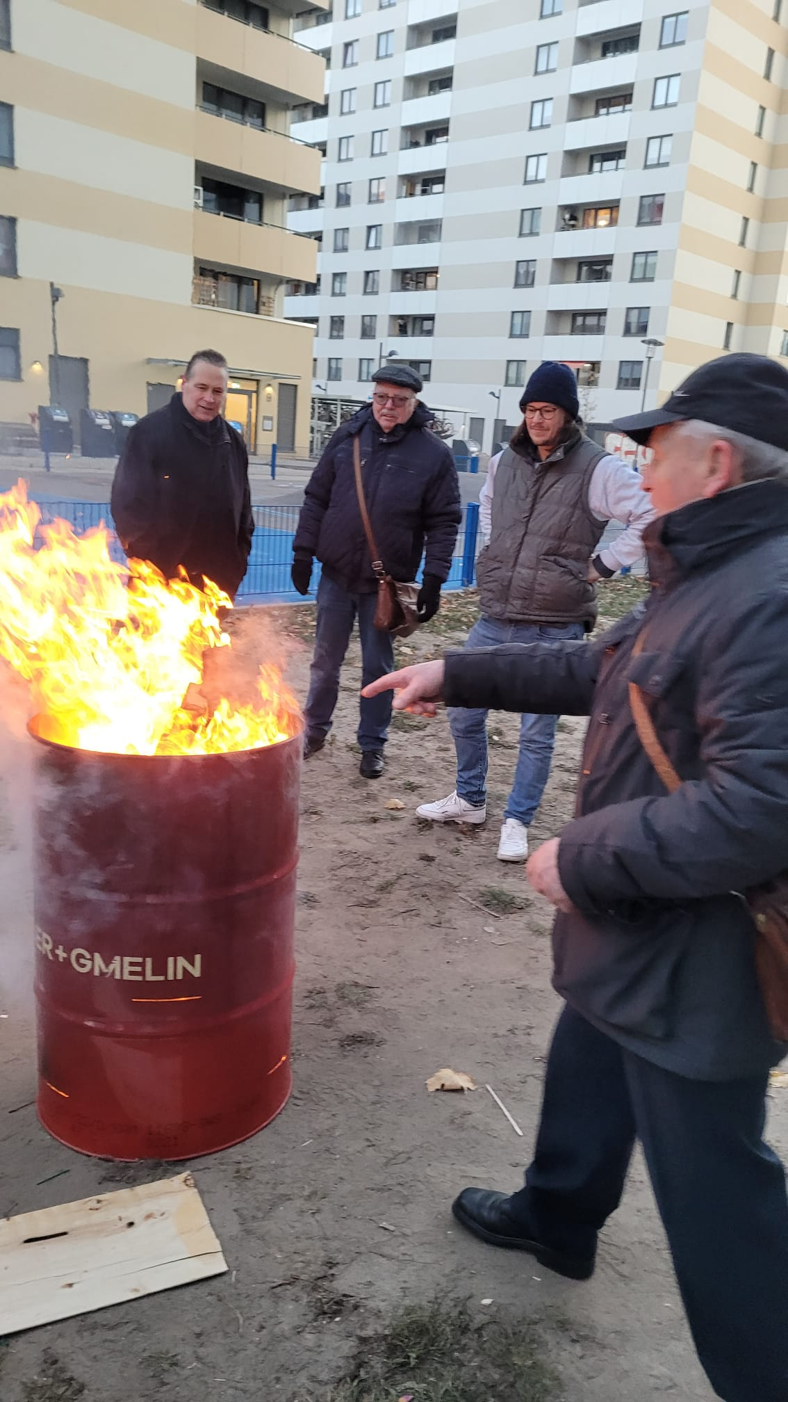 https://machmit.aufstehen.de/mitmachen/images/Bild20221218_Berlin2.png