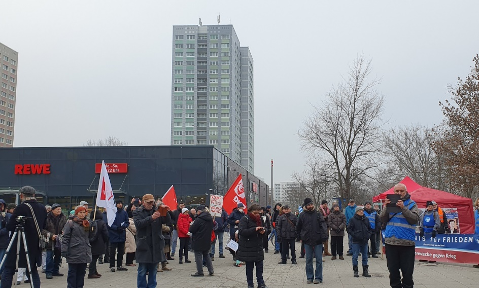 https://machmit.aufstehen.de/mitmachen/images/Bild20221218_Berlin4.png