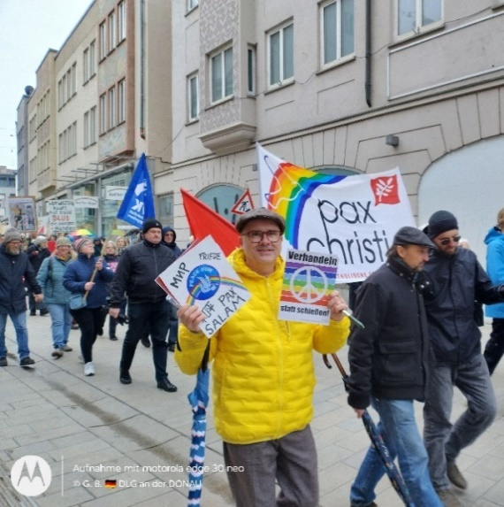 https://machmit.aufstehen.de/mitmachen/images/Bild20230416_Dillingen1.png