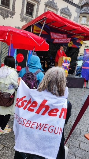 https://machmit.aufstehen.de/mitmachen/images/Bild20230514_1Mai_Ravensburg_1.png