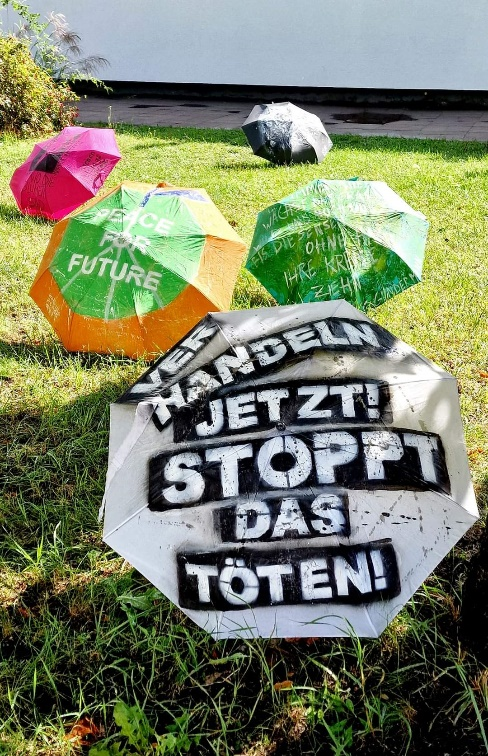 https://machmit.aufstehen.de/mitmachen/images/Bild20230903_UmbrellaPA.png